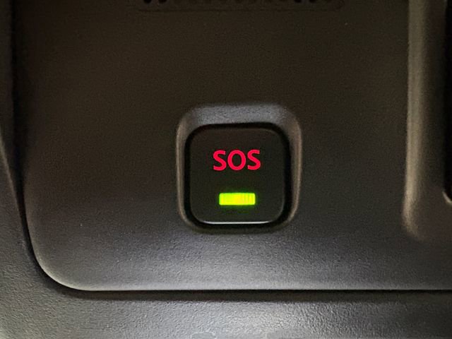 Used 2021 Nissan Titan PRO-4X w/ Pro-4x Convenience Package image 21