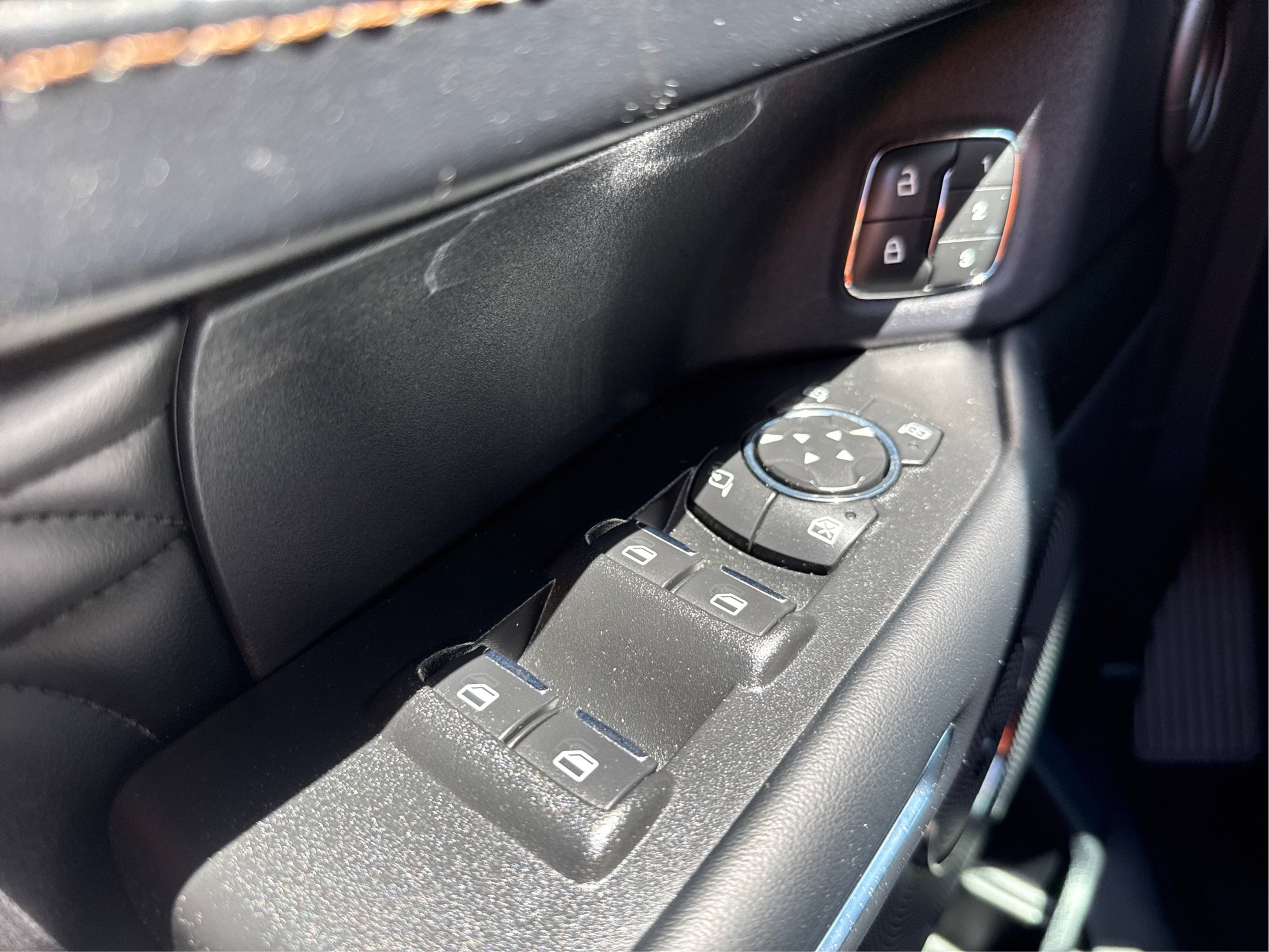 Used 2020 Ford Expedition Max Platinum AWD/4WD image 30