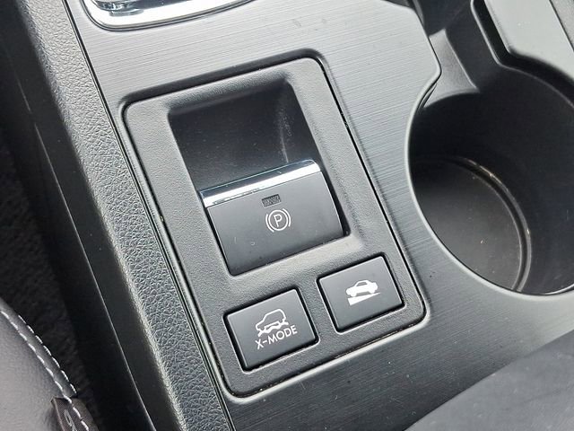 Used 2018 Subaru Outback 3.6R Limited image 26