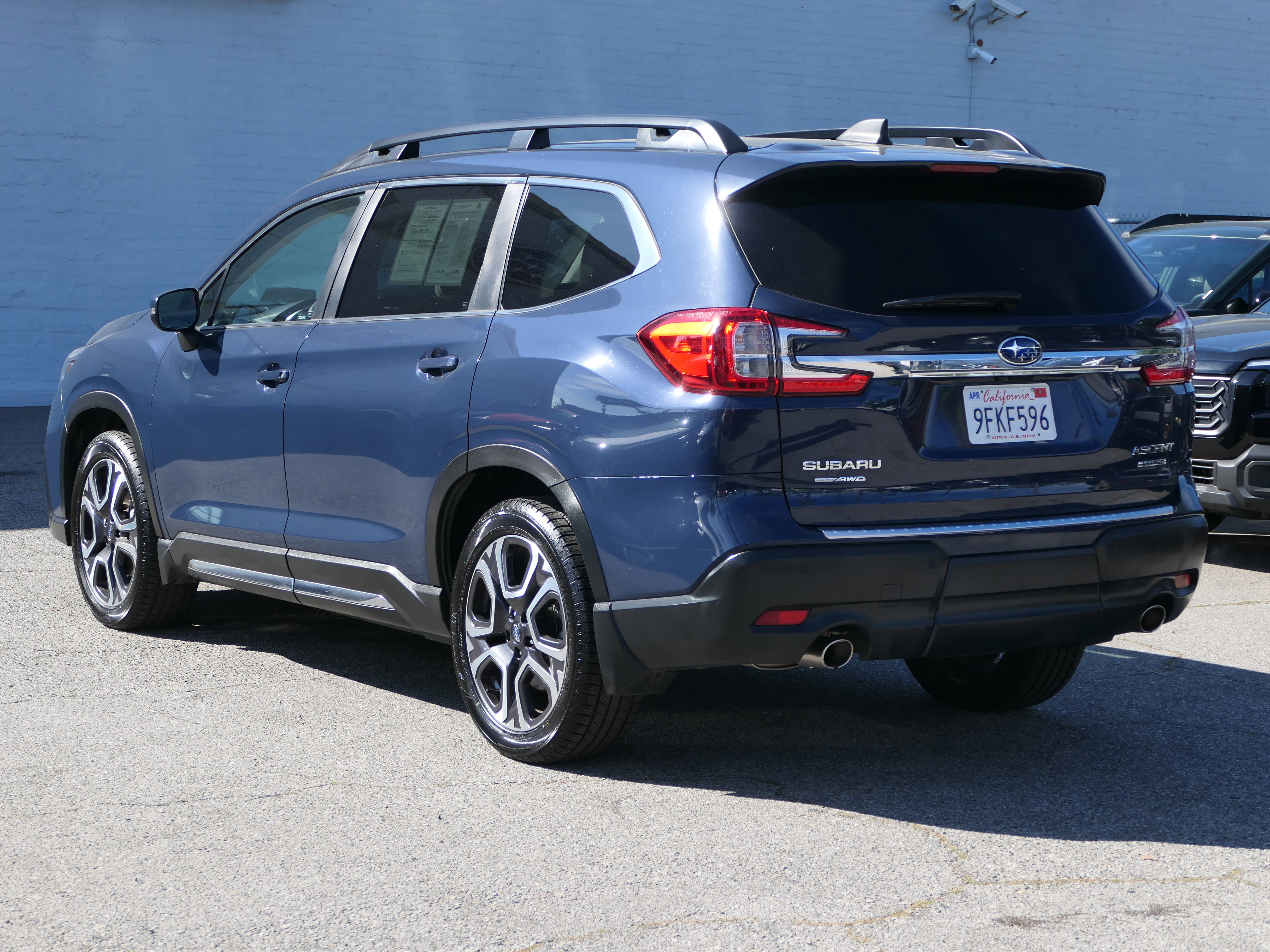 Certified 2023 Subaru Ascent Limited image 3