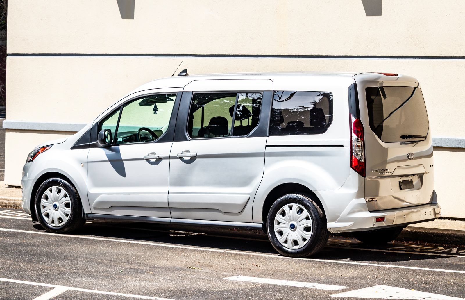 Used 2021 Ford Transit Connect XLT FWD image 5