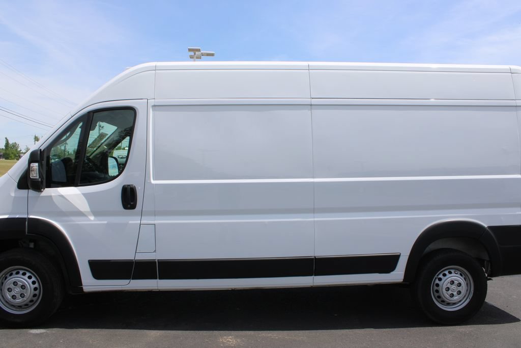 Used 2024 RAM ProMaster 2500 w/ Convenience Group FWD image 6