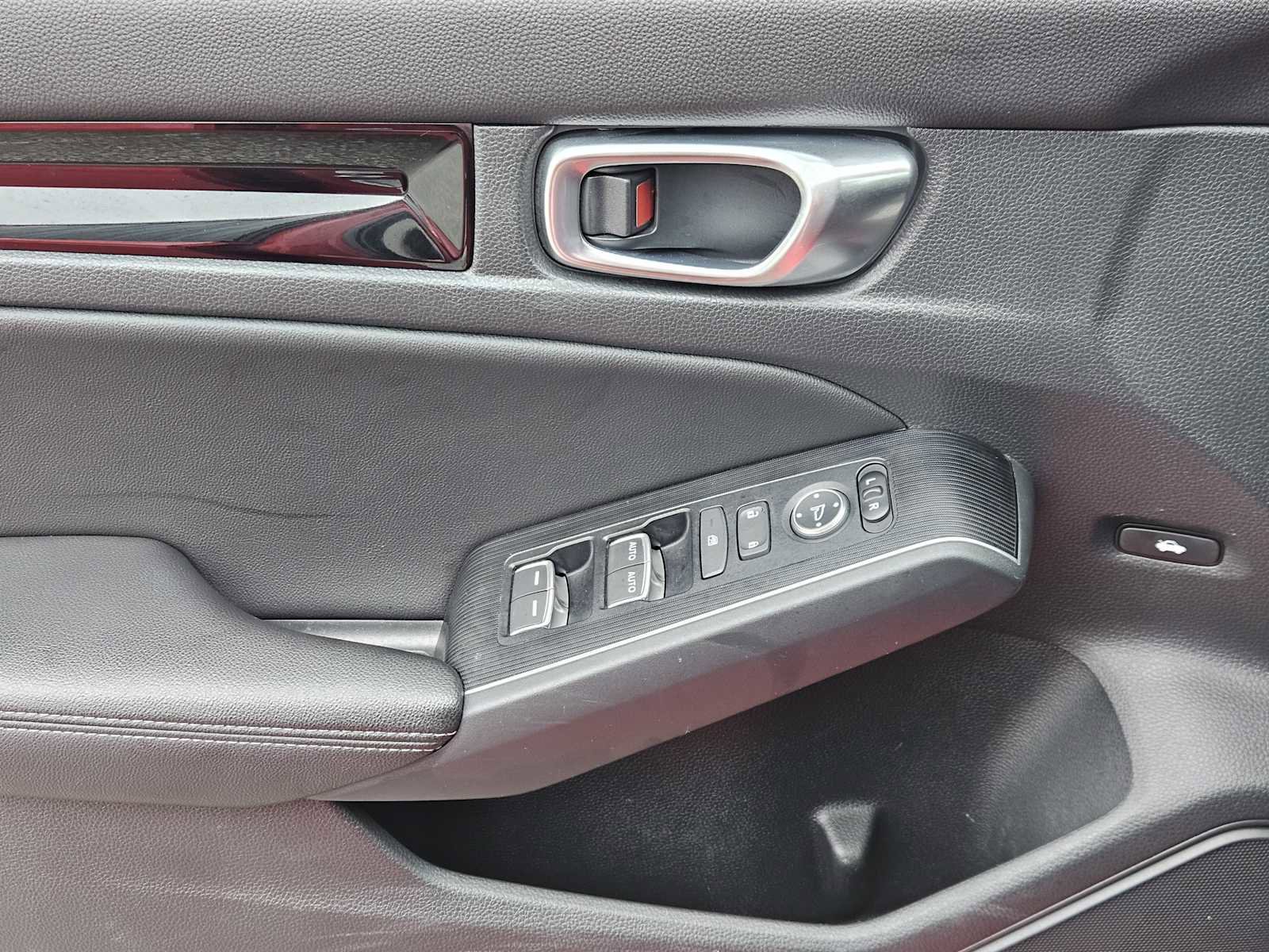 Certified 2024 Honda Civic Touring image 22