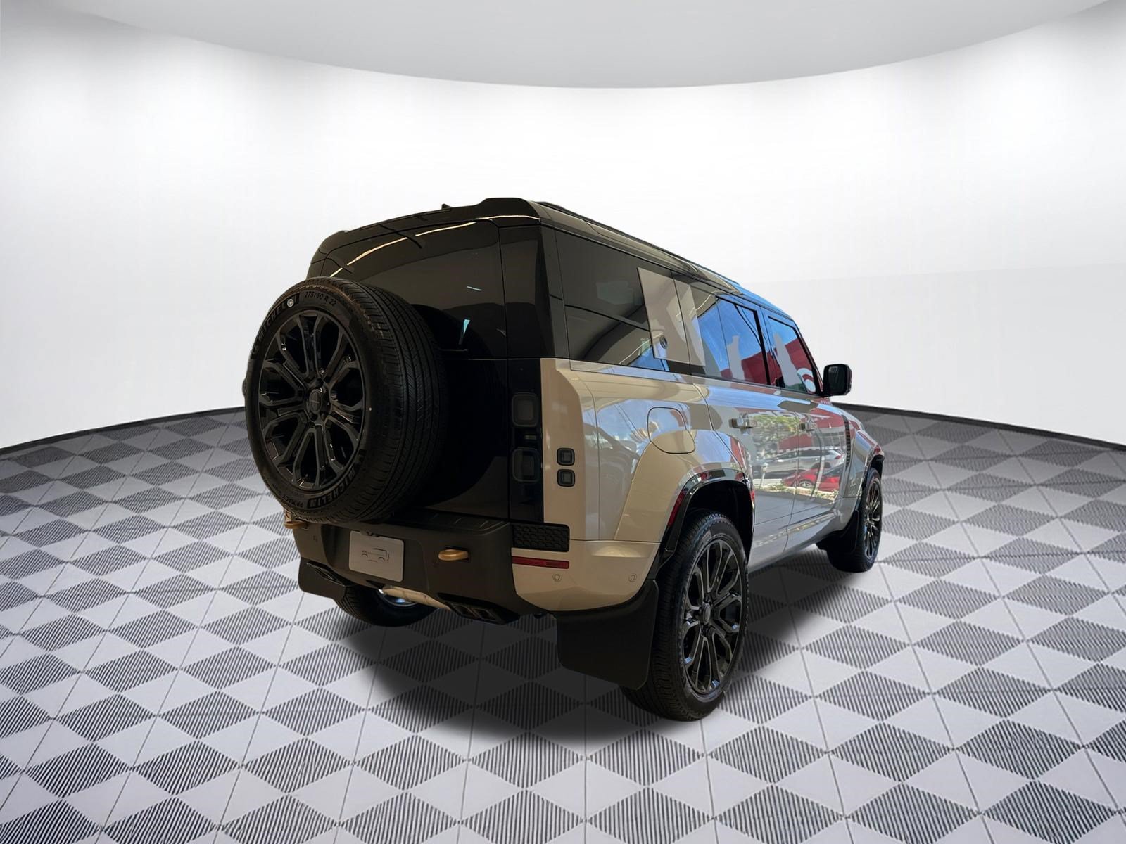 New 2026 Land Rover Defender 110 OCTA AWD/4WD image 8