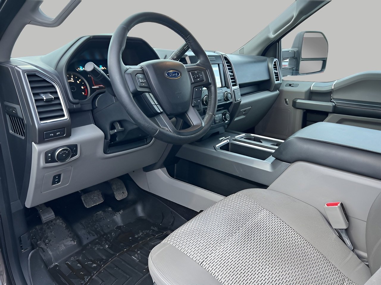 Used 2016 Ford F150 XLT w/ Equipment Group 302A Luxury image 28