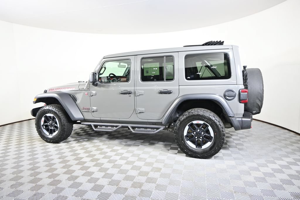 Used 2021 Jeep Wrangler Unlimited Rubicon AWD/4WD image 3