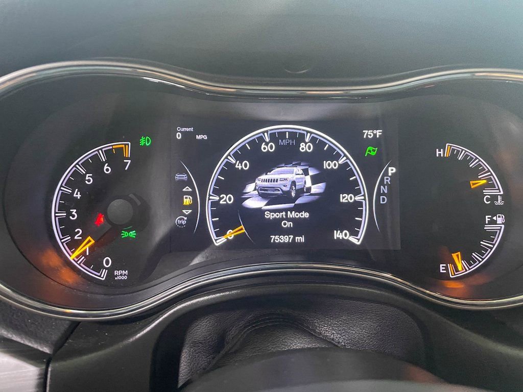 Used 2022 Jeep Grand Cherokee Limited image 26