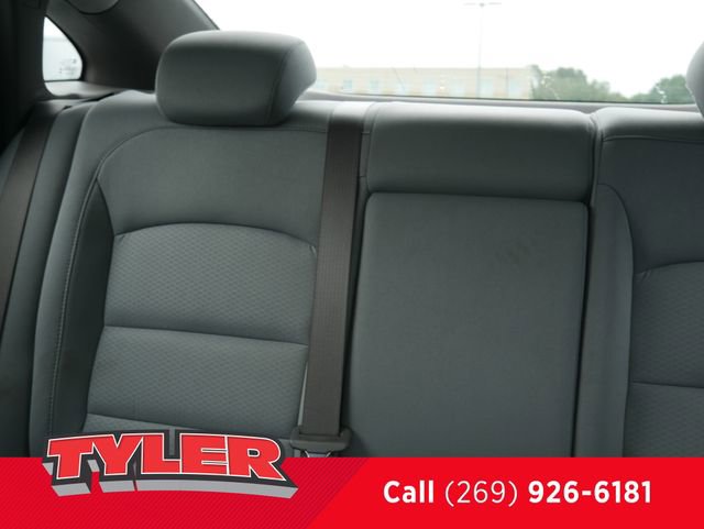 Used 2025 Chevrolet Malibu LT image 43