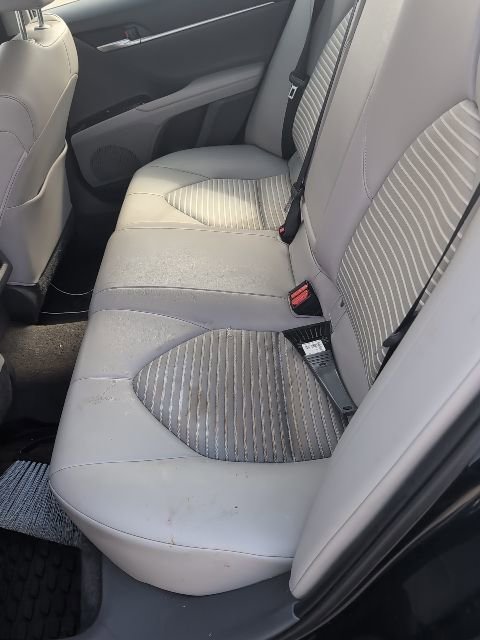 Used 2018 Toyota Camry SE image 11