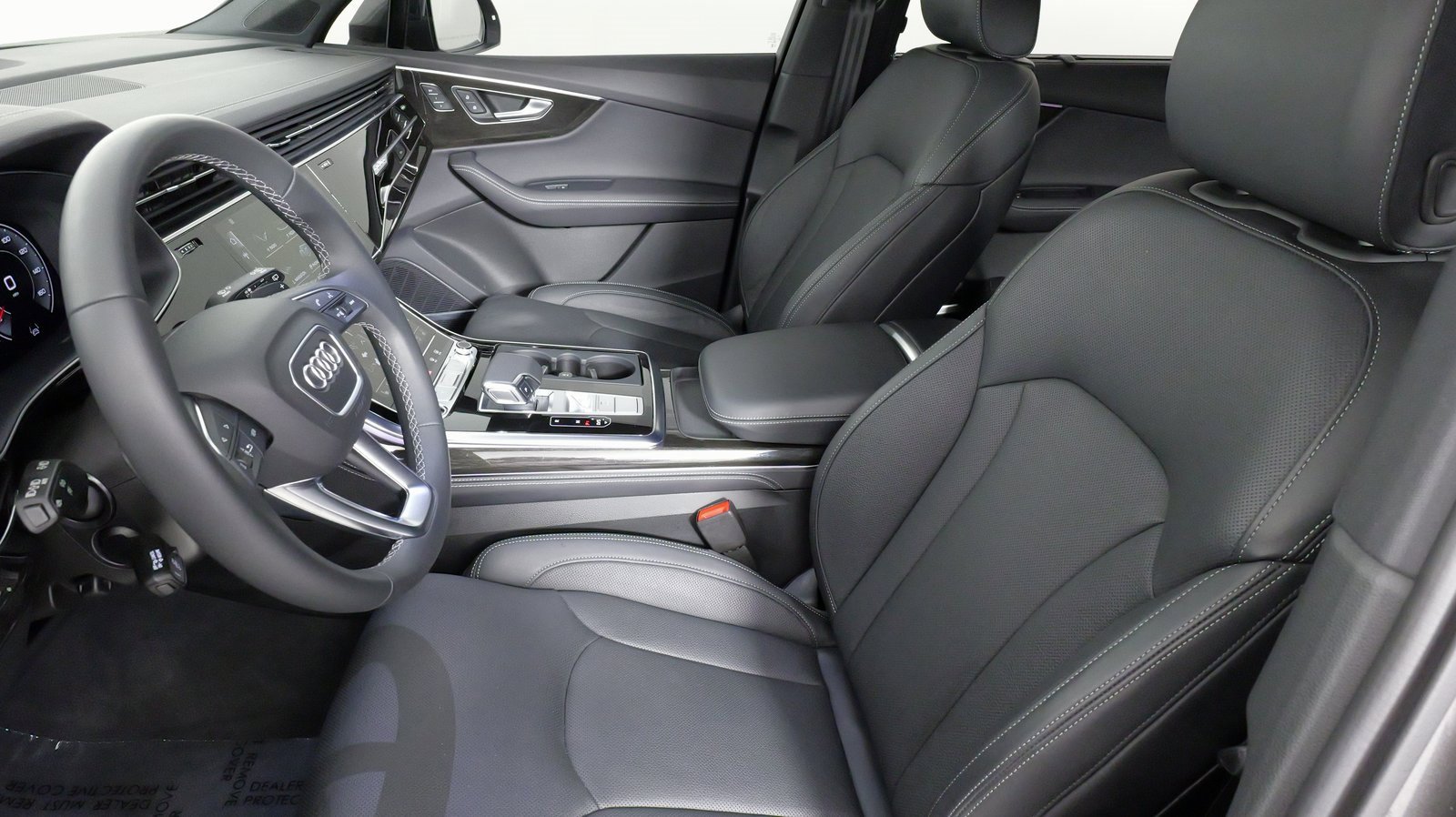 Used 2025 Audi Q7 3.0T Prestige w/ Prestige Package image 31