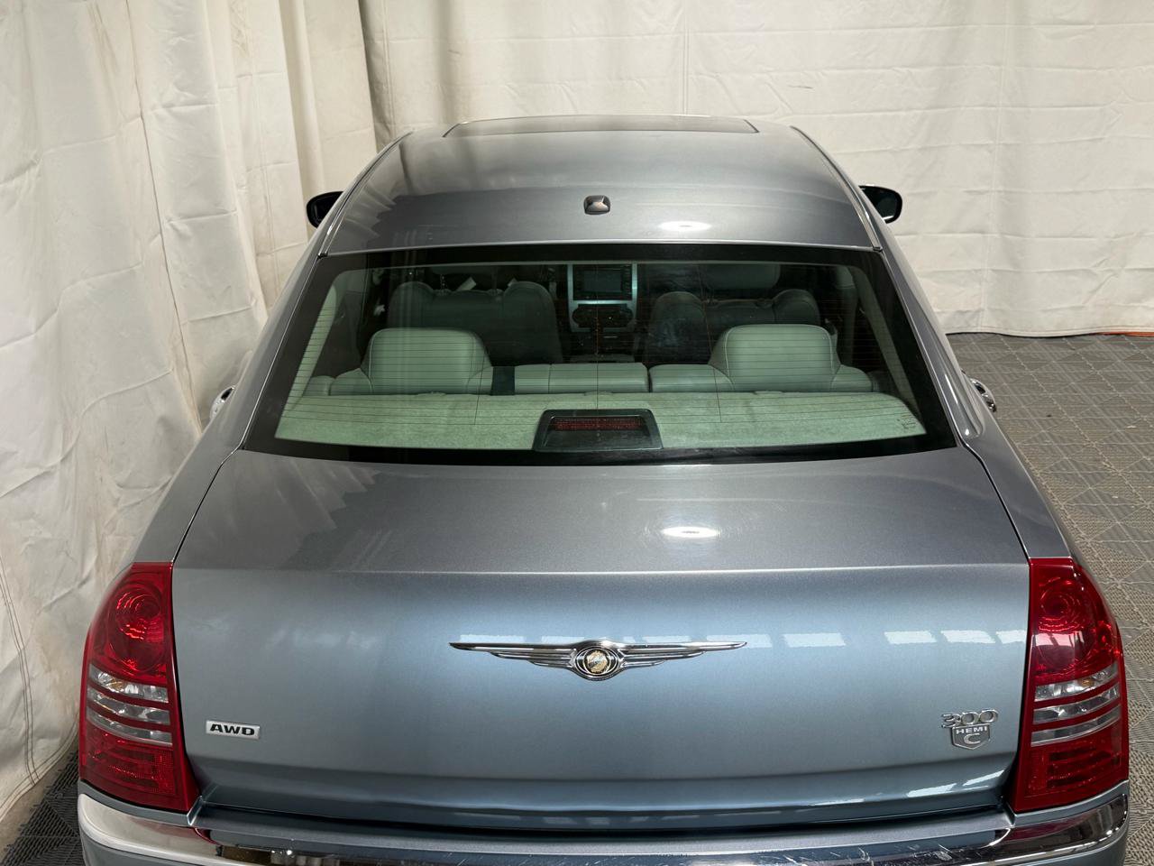 Used 2006 Chrysler 300 C w/ Navigation & Sound Group II AWD/4WD image 7