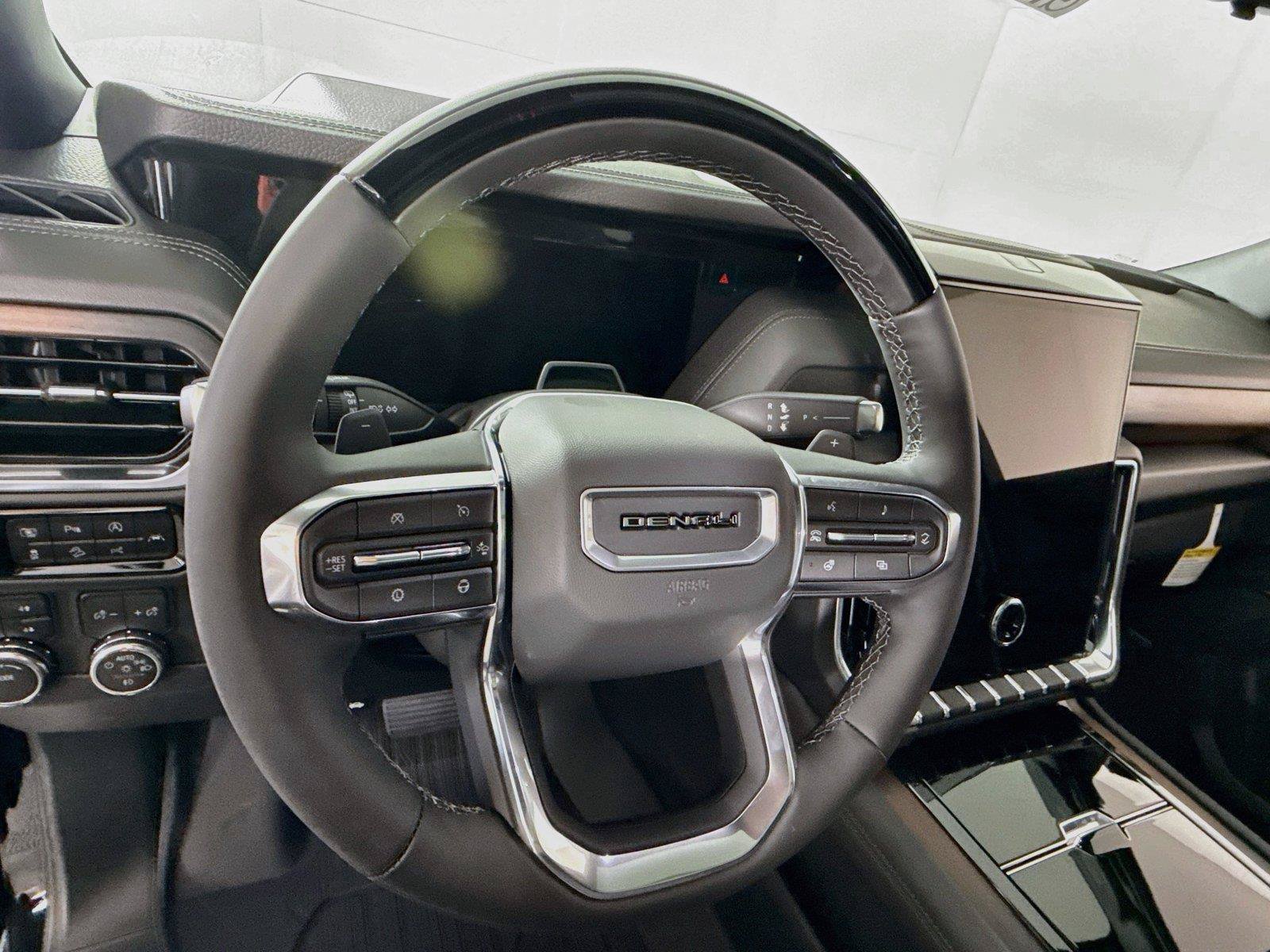New 2027 GMC Yukon Denali w/ Advanced Technology Package AWD/4WD image 5