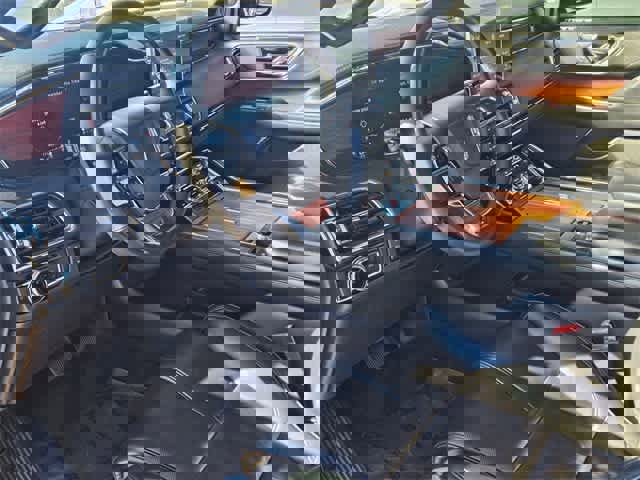 Used 2019 Lincoln Navigator L Reserve image 2