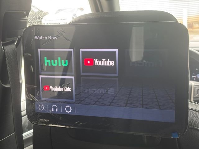 Used 2023 GMC Yukon XL Denali AWD/4WD image 32