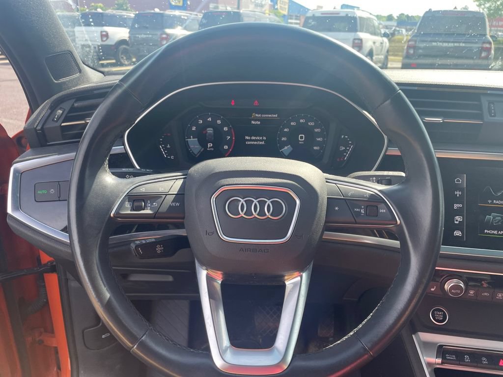 Used 2021 Audi Q3 2.0T Premium w/ Convenience Package AWD/4WD image 18