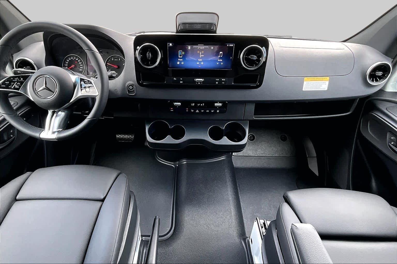 New 2026 Mercedes-Benz Sprinter 2500 image 5