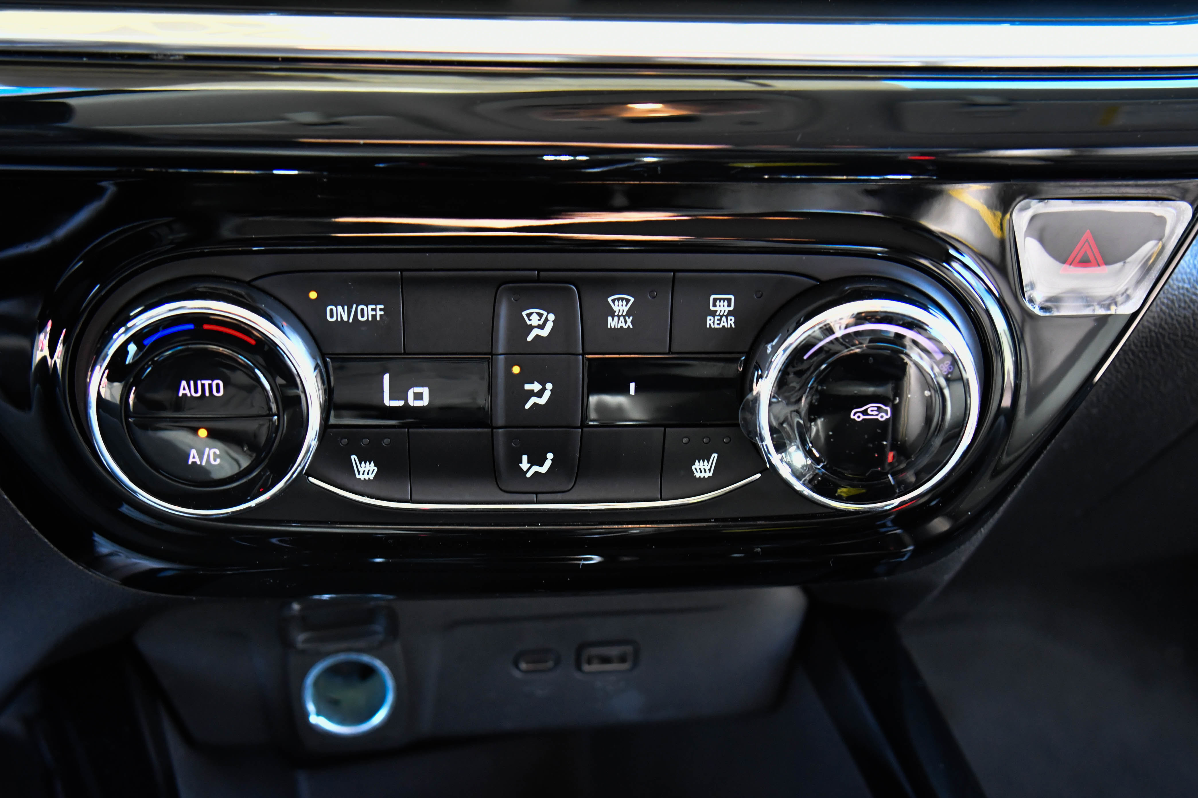 Used 2025 Chevrolet Trax ACTIV w/ Driver Confidence Package image 22