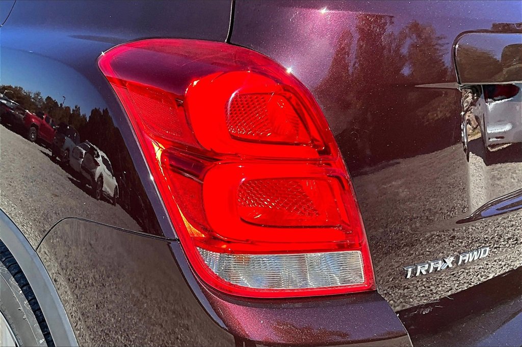 Used 2022 Chevrolet Trax LT image 26