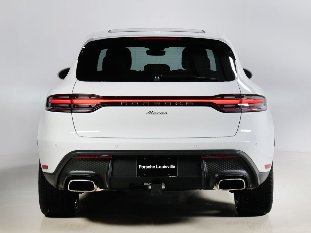 Certified 2026 Porsche Macan AWD/4WD image 5