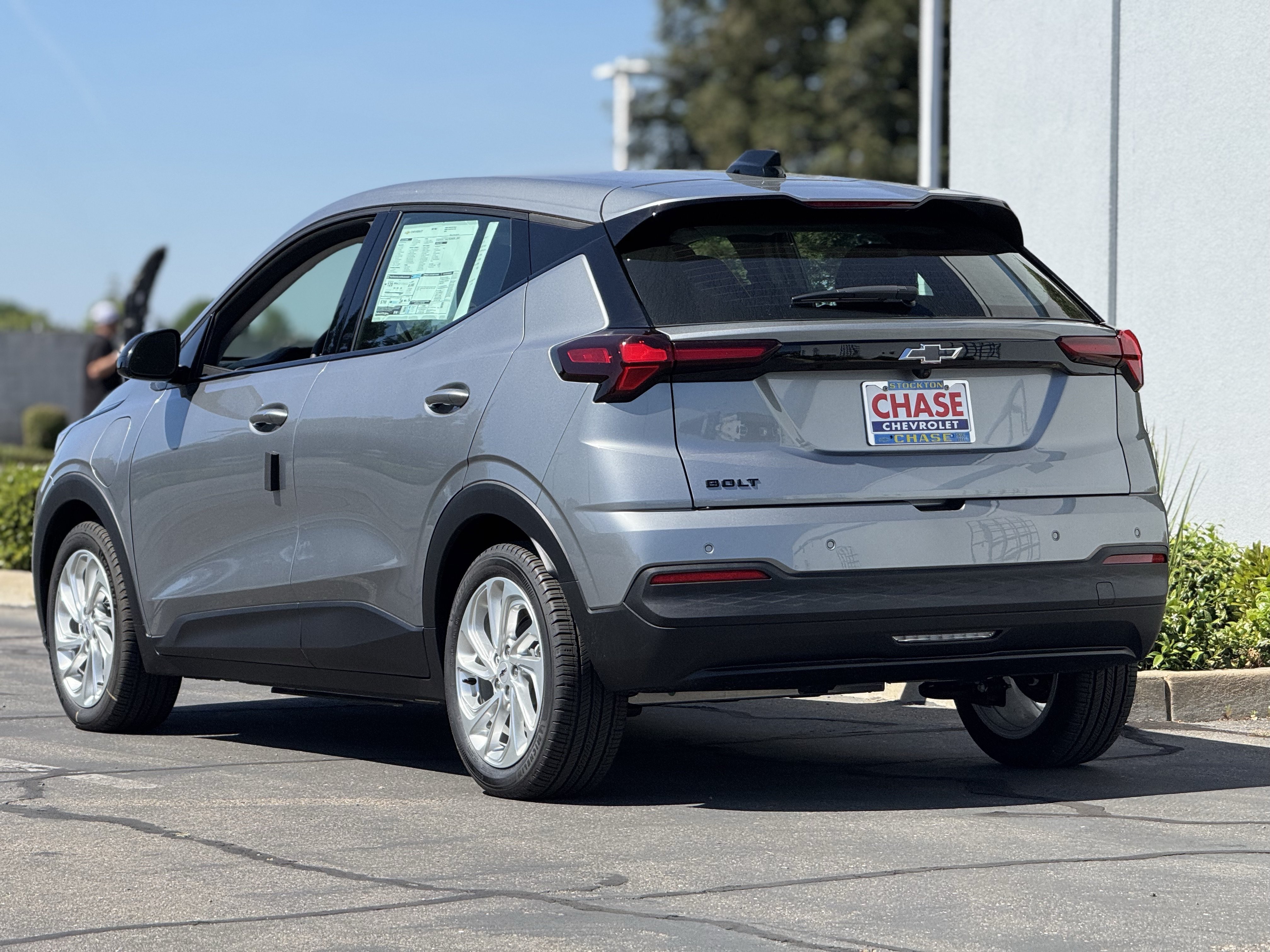 New 2027 Chevrolet Bolt LT w/ Comfort Package FWD image 5