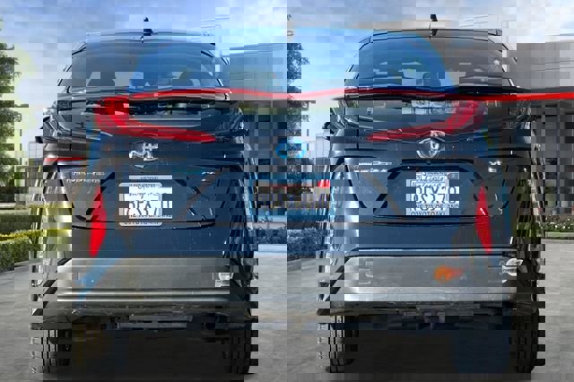 Used 2020 Toyota Prius Prime XLE image 5