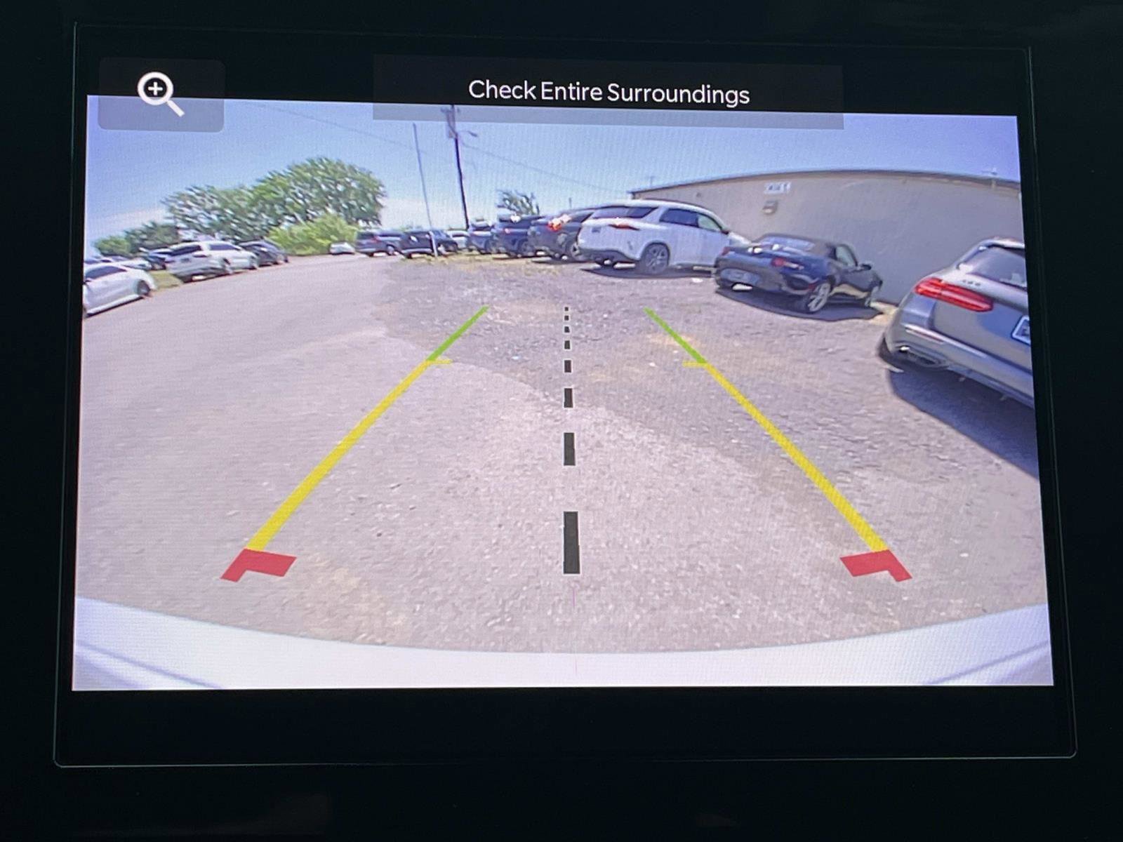 Used 2022 Jeep Grand Cherokee Laredo AWD/4WD image 29