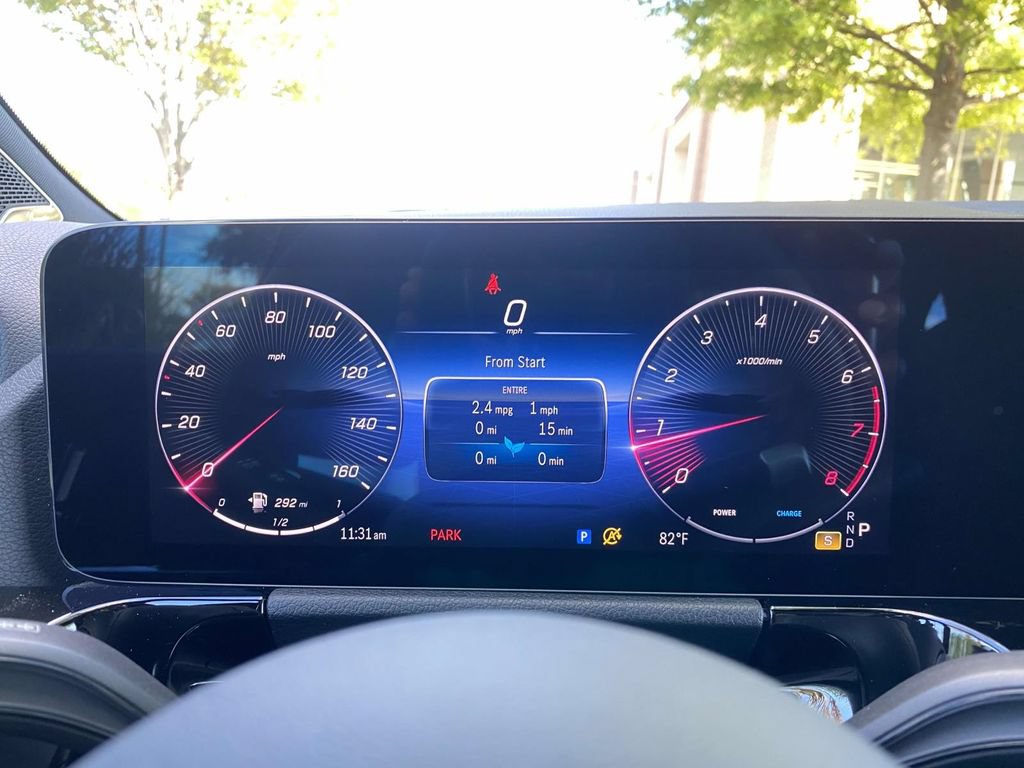 Used 2025 Mercedes-Benz GLA 250 image 33