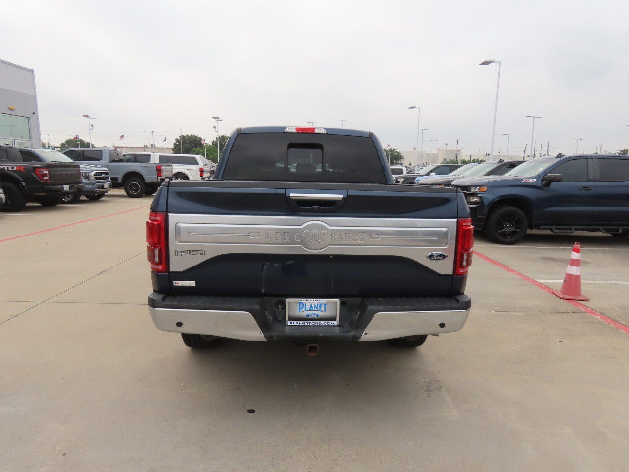 Used 2015 Ford F150 King Ranch w/ Equipment Group 601A Luxury AWD/4WD image 12