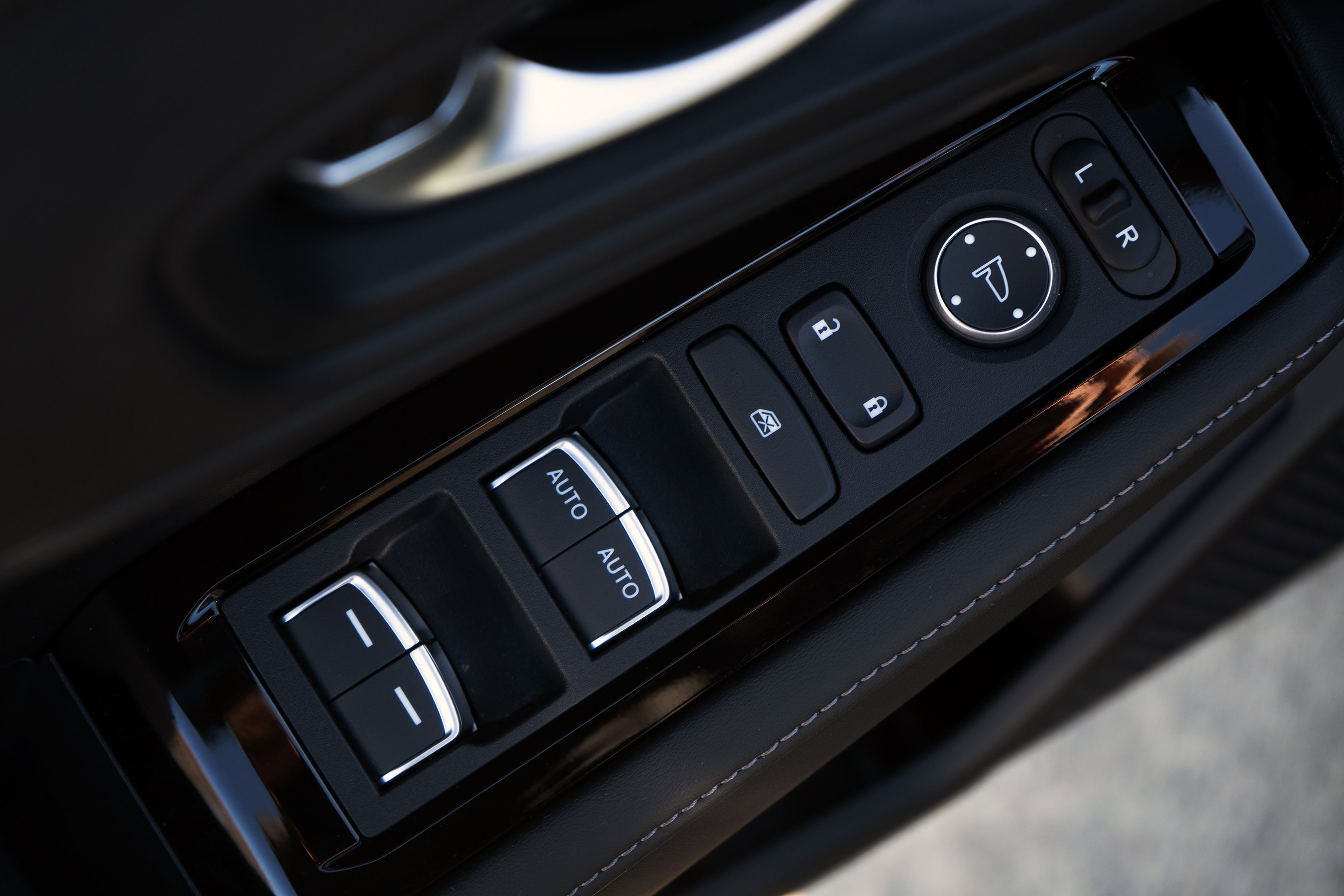 Certified 2025 Honda Accord Touring image 40