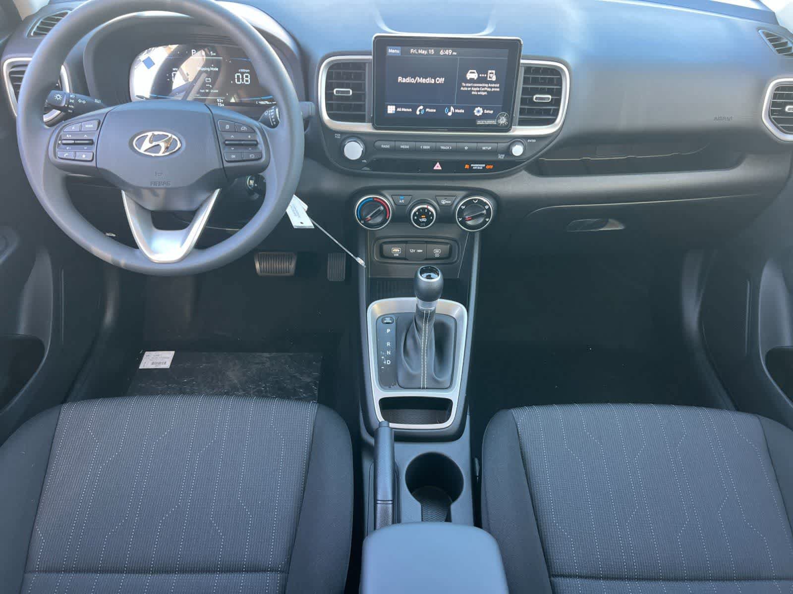 New 2026 Hyundai Venue SE FWD image 3
