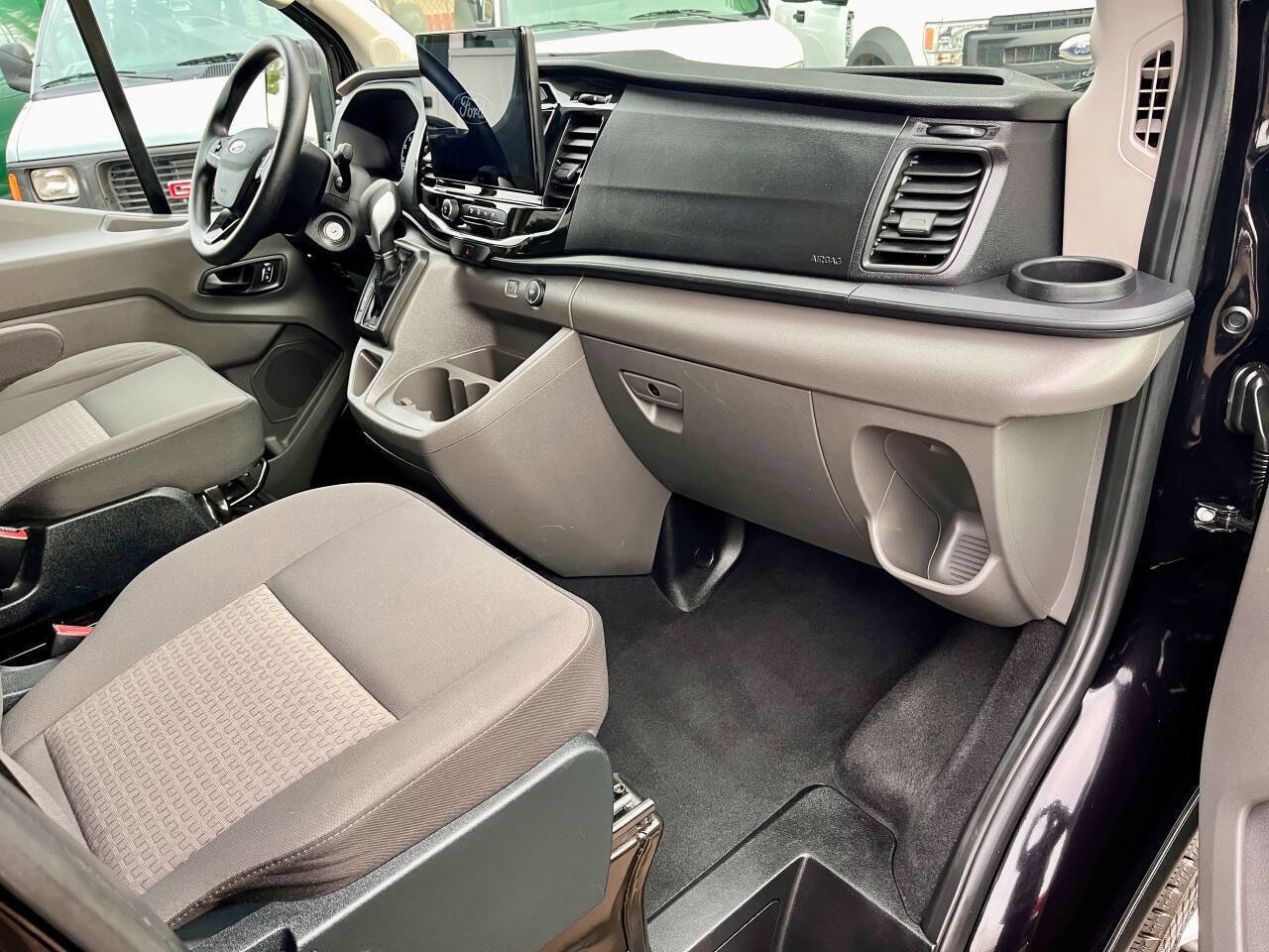 Used 2023 Ford Transit 350 XLT image 16