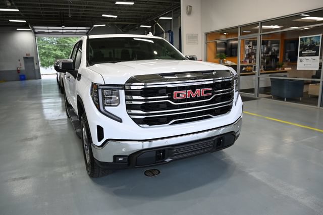 New 2026 GMC Sierra 1500 SLT w/ SLT Premium Plus Package AWD/4WD image 3