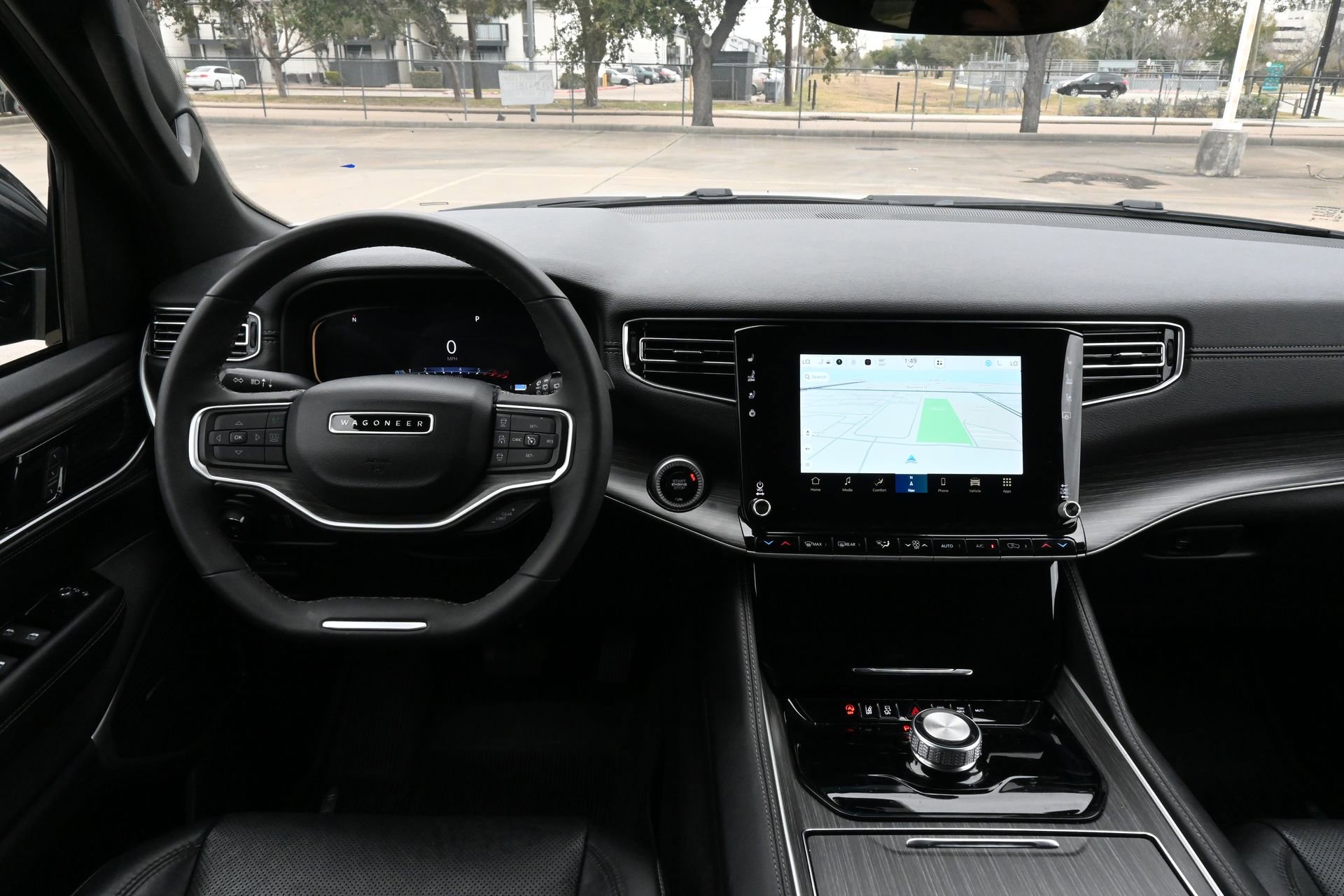 Used 2024 Jeep Wagoneer L Series II w/ Flexible Seating Group image 9