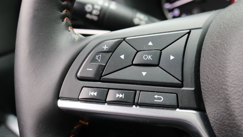 Used 2021 Nissan Sentra SR w/ SR Premium Package image 12