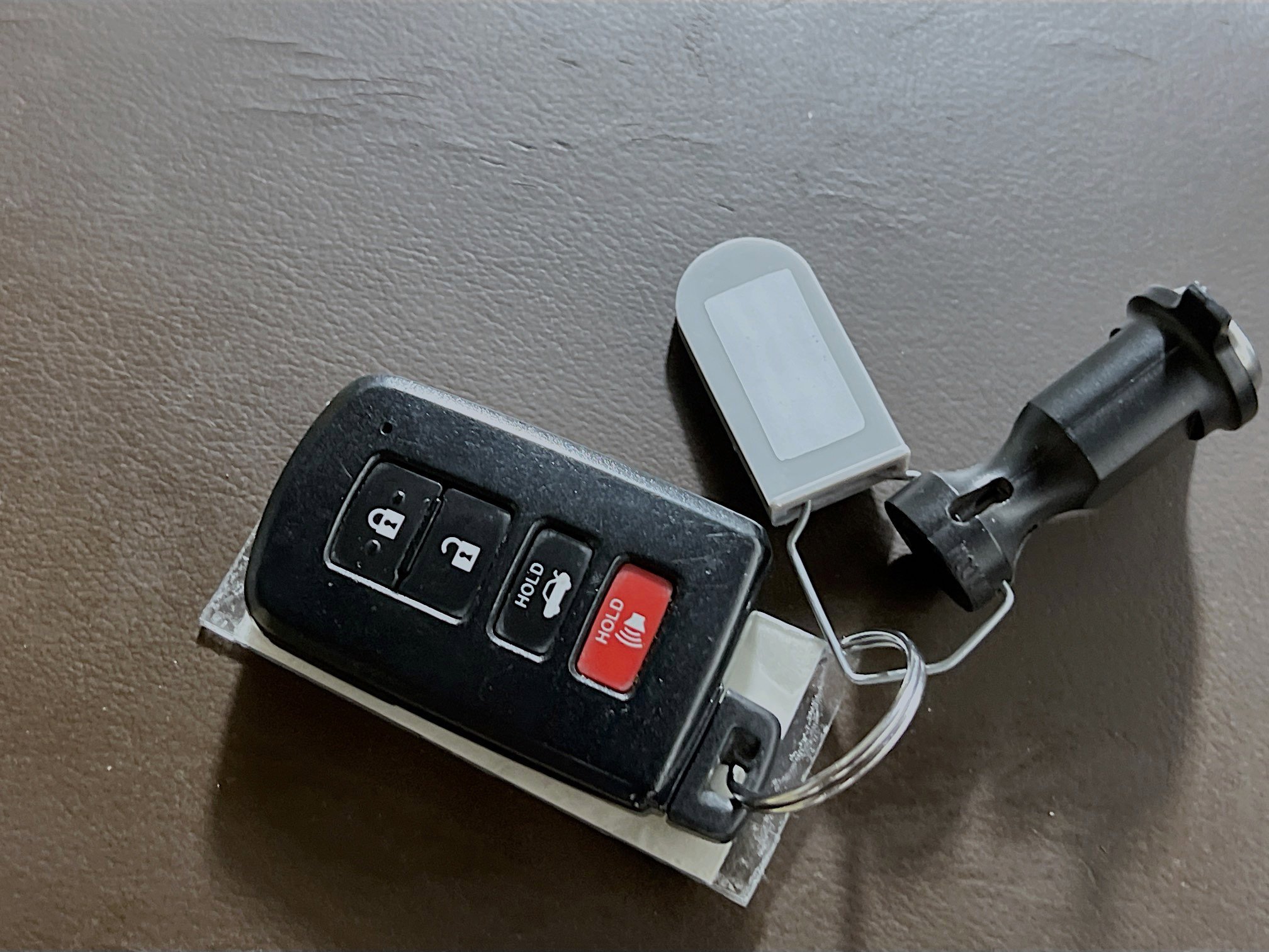 Used 2016 Toyota Avalon XLE image 36