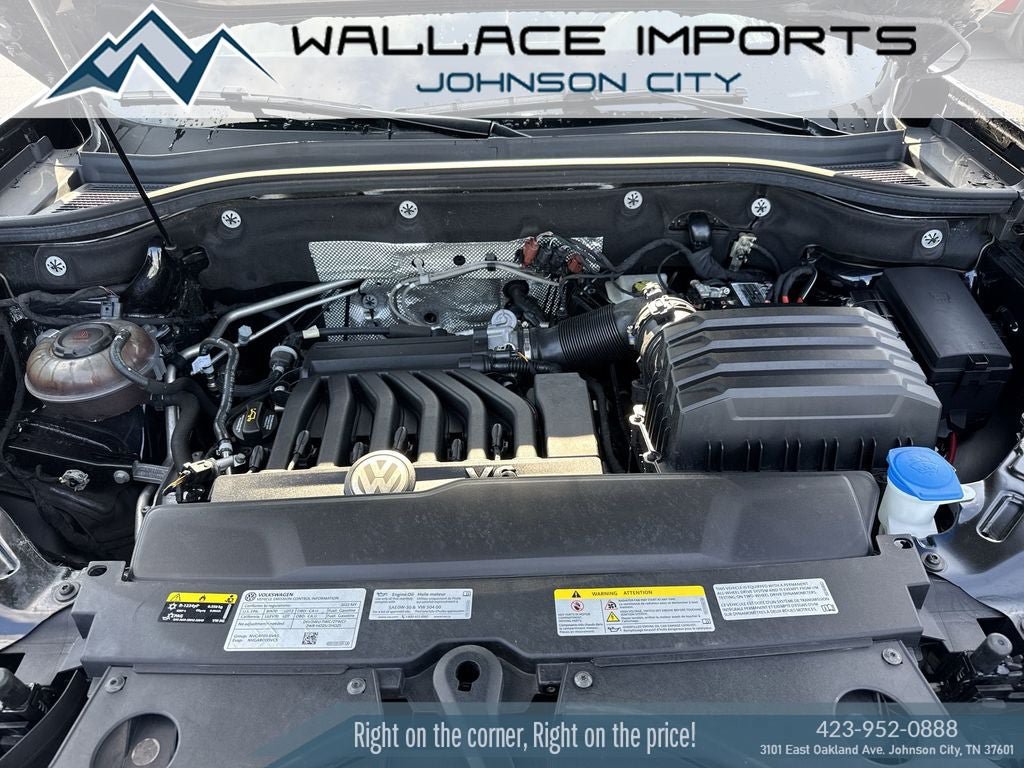 Certified 2022 Volkswagen Atlas Cross Sport SEL Premium R-Line AWD/4WD image 46