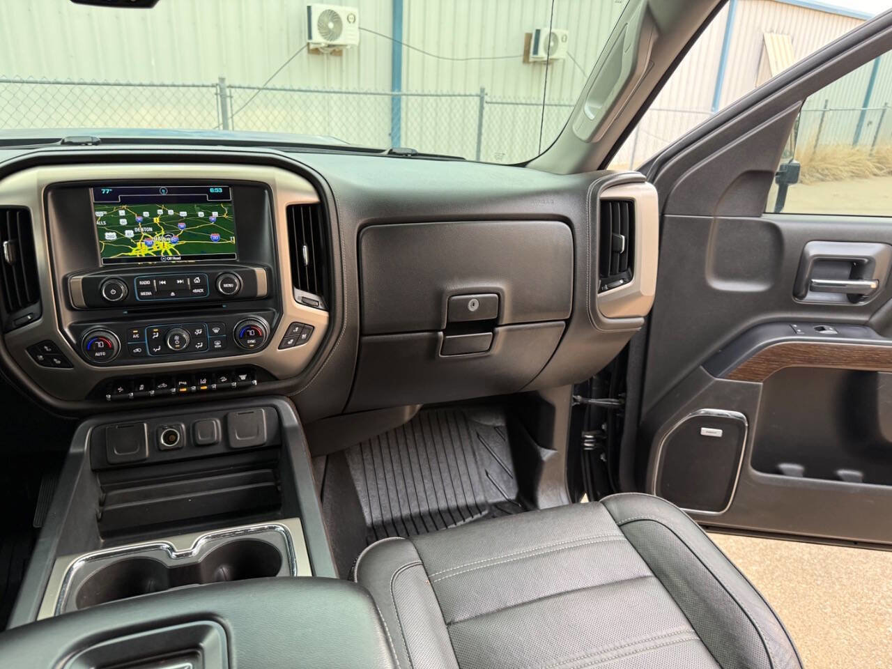 Used 2019 GMC Sierra 2500 Denali w/ Duramax Plus Package AWD/4WD image 31