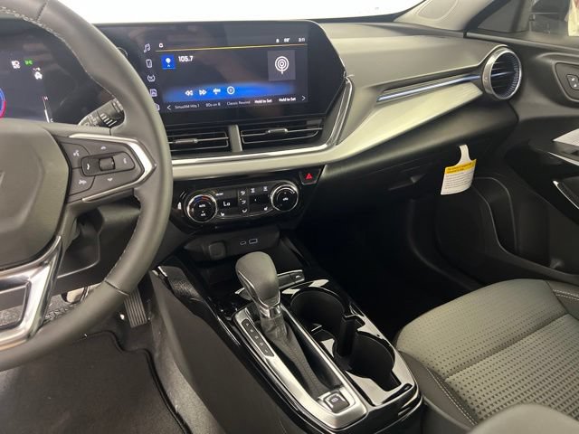 New 2026 Chevrolet Trax LT w/ Driver Confidence Package FWD image 24