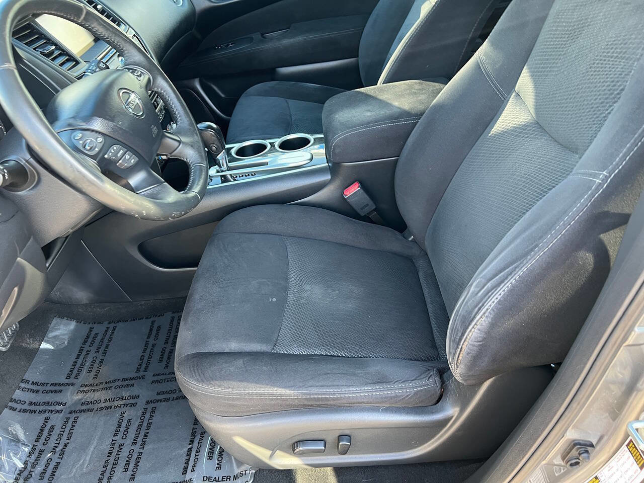 Used 2015 Nissan Pathfinder SV FWD image 20