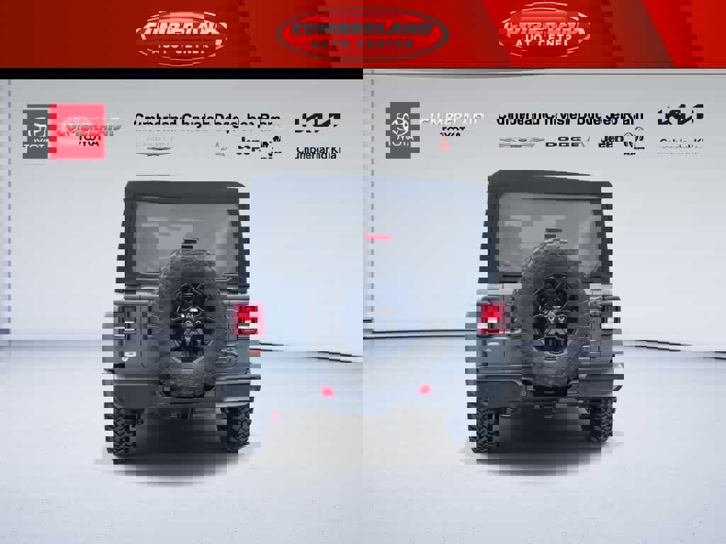 Used 2024 Jeep Wrangler Willys image 7