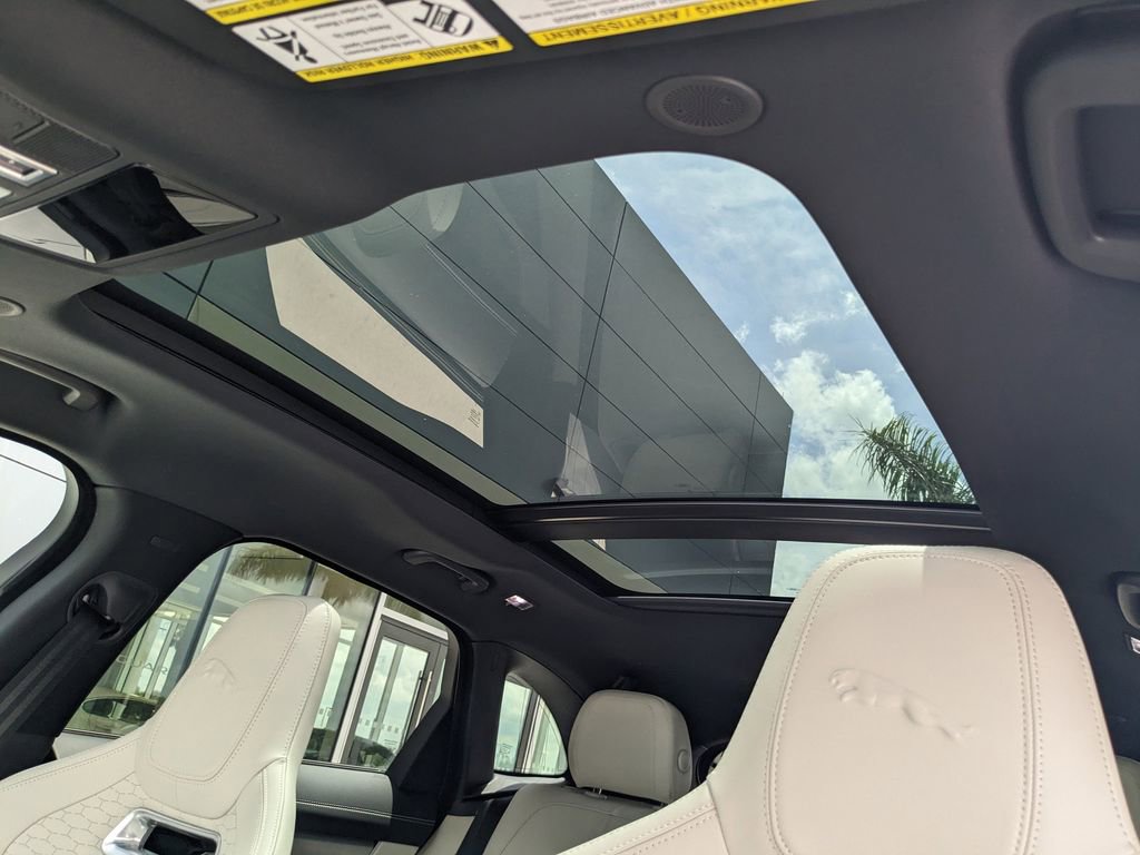 New 2026 Jaguar F-PACE R-Dynamic S image 21