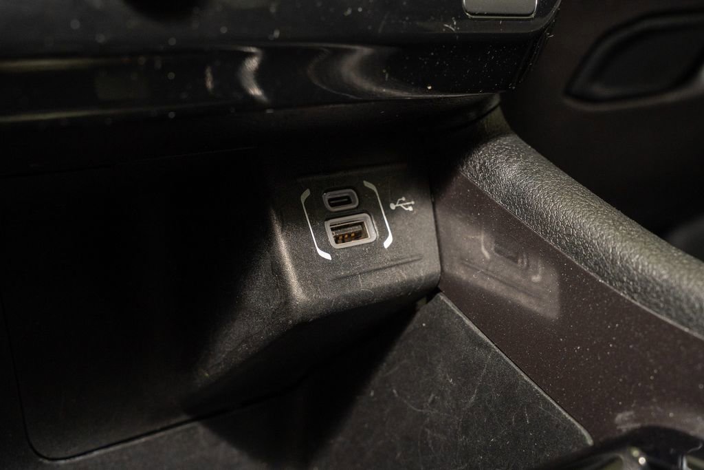 Used 2024 Jeep Compass Latitude image 14