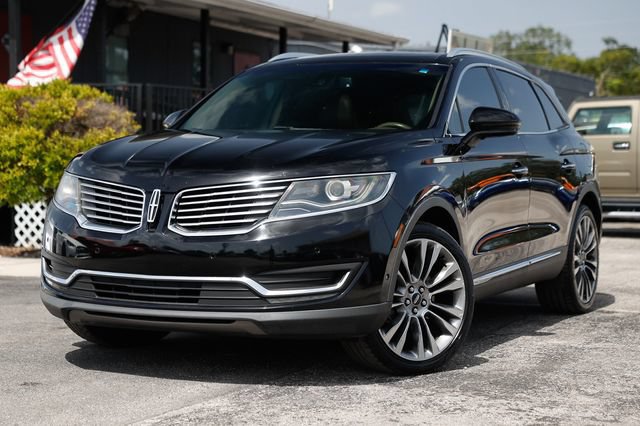 Used 2016 Lincoln MKX Reserve w/ Technology Package FWD image 1
