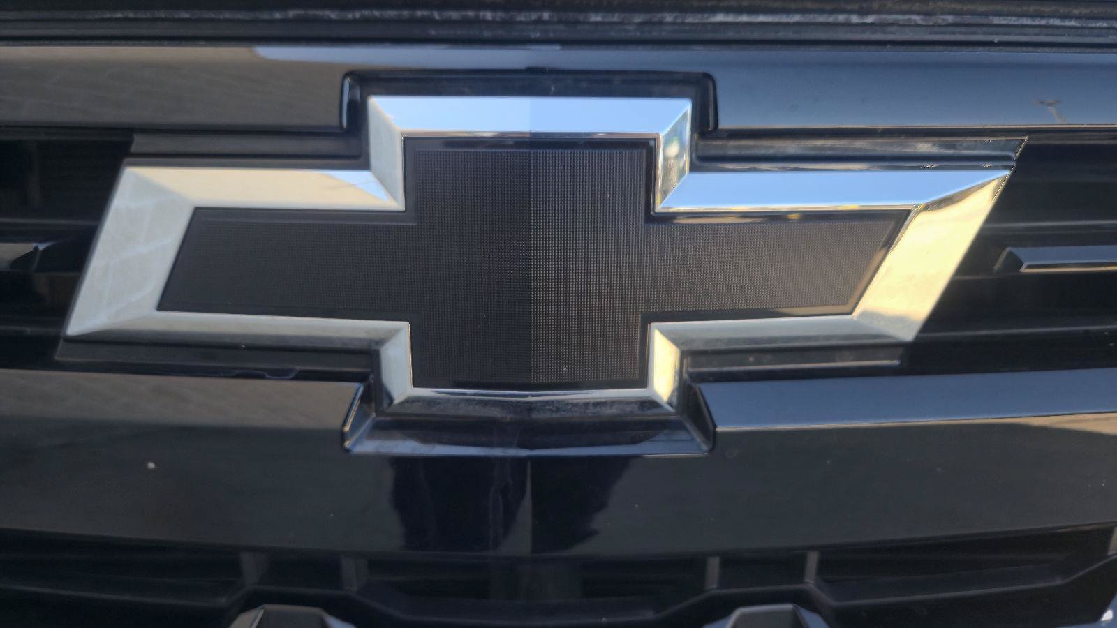 Used 2025 Chevrolet Silverado 1500 RST AWD/4WD image 9