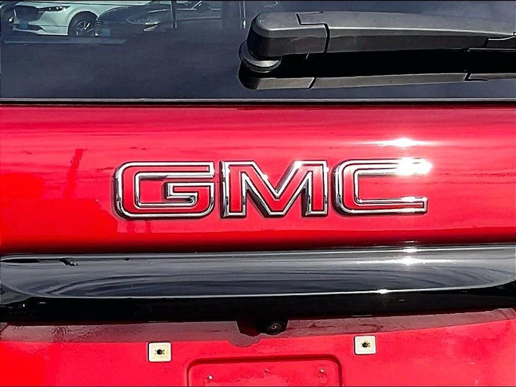 Used 2023 GMC Terrain SLE w/ Driver Convenience Package AWD/4WD image 28
