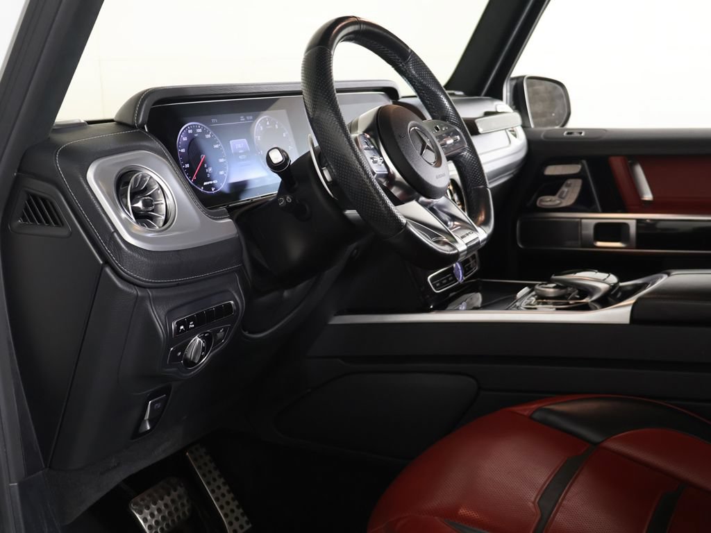Used 2020 Mercedes-Benz G 63 AMG 4MATIC w/ Seat Comfort Package image 30
