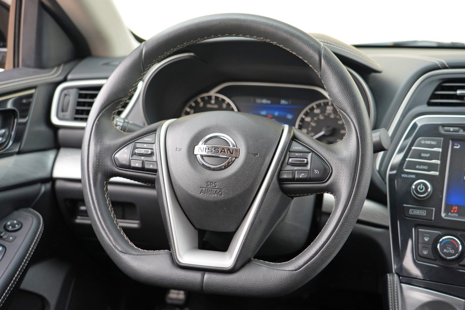 Used 2017 Nissan Maxima 3.5 SV FWD image 18