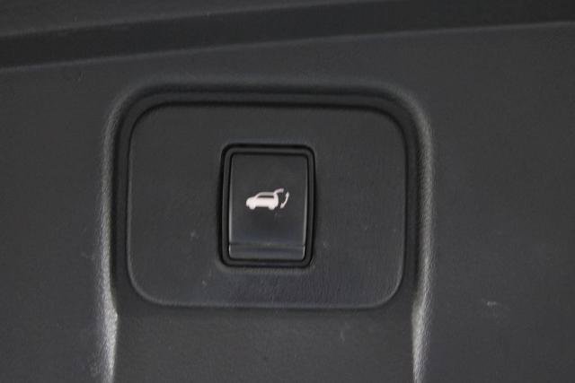 Certified 2020 Nissan Murano Platinum FWD image 19