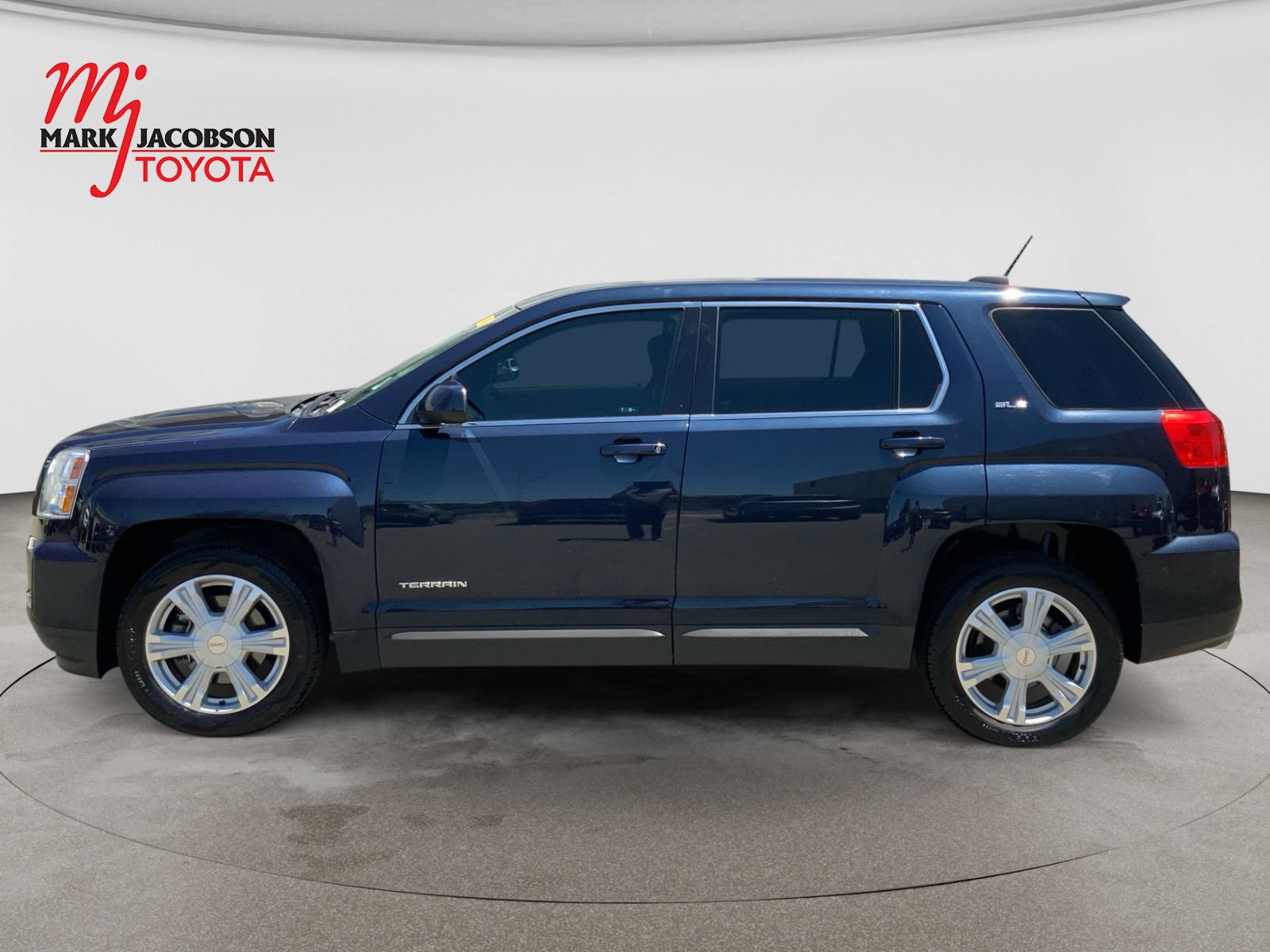Used 2017 GMC Terrain SLE FWD image 12