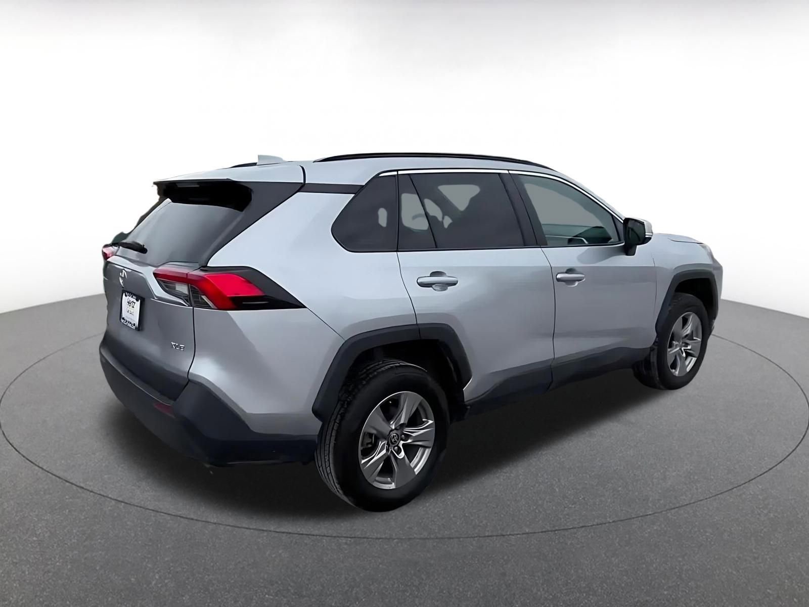 Used 2024 Toyota RAV4 XLE image 15